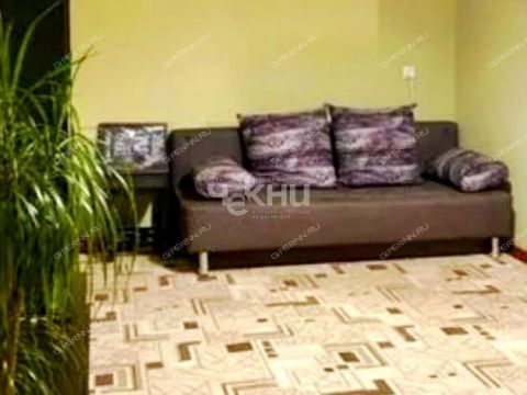 2-komnatnaya-ul-oktyabrskoy-revolyucii-d-18 фото