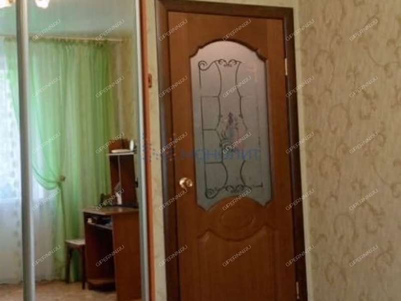 трёхкомнатная квартира на улице Коминтерна дом 14