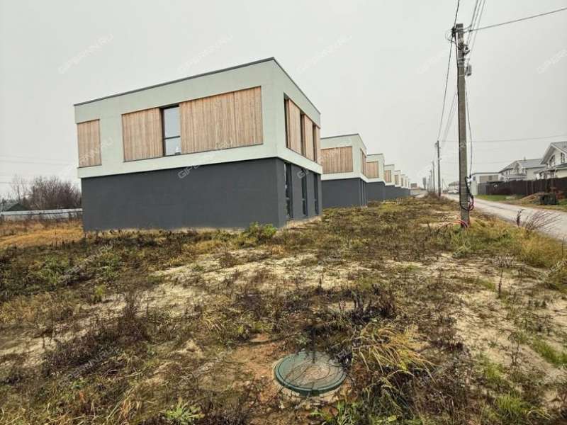 дом на Озерной улице деревня Бурцево