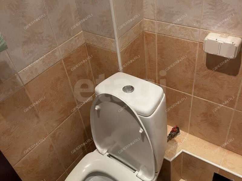 двухкомнатная квартира на улице Лескова дом 11