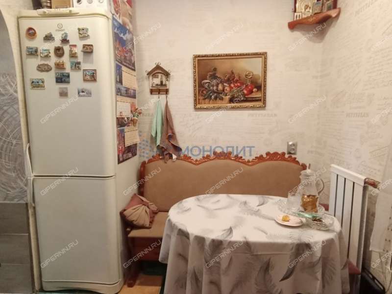 трёхкомнатная квартира на Путейской улице дом 4А