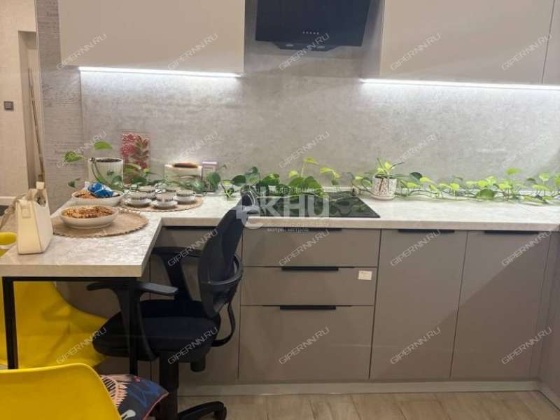 помещение под коммерческую недвижимость на Алексеевской улице