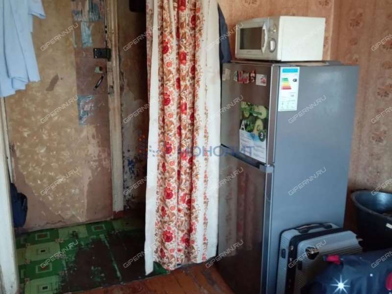 комната в доме 52 на проспекте Героев