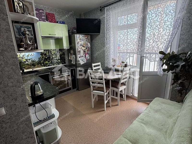 однокомнатная квартира на Бурнаковской улице дом 63