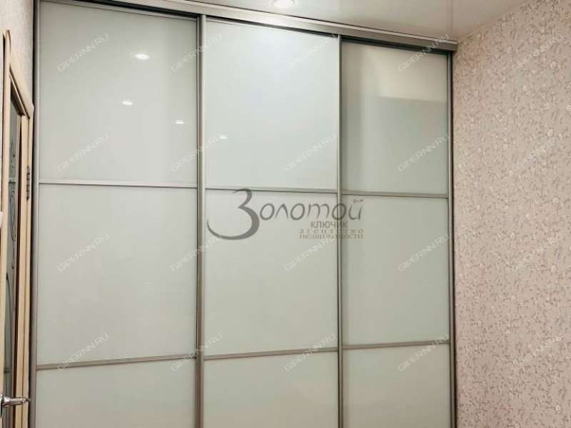 двухкомнатная квартира на улице Сестёр Рукавишниковых дом 26