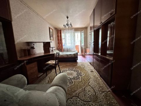 3-komnatnaya-ul-geroya-sovetskogo-soyuza-usilova-d-8 фото