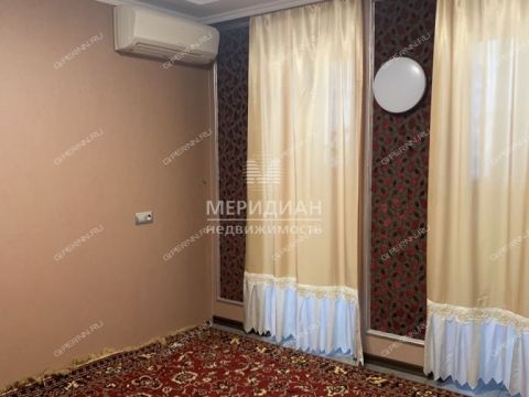 3-komnatnaya-ul-bratev-ignatovyh-d-1-k2 фото