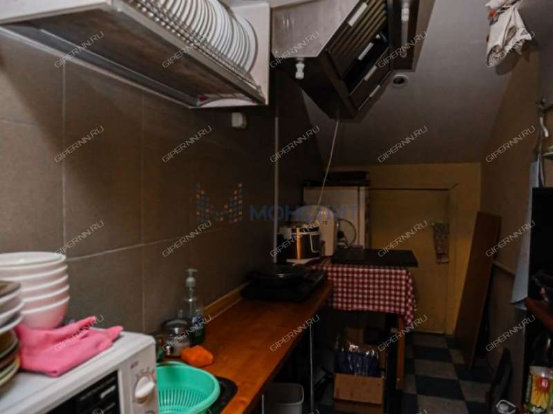 помещение под торговую площадь, недвижимость под общепит на улице Максима Горького