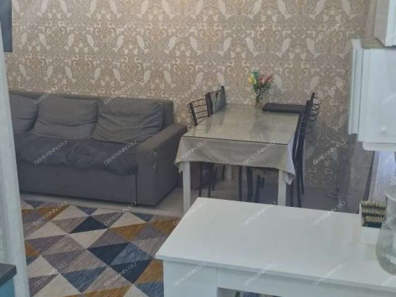 трёхкомнатная квартира на Берёзовской улице дом 80