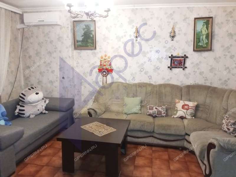 четырёхкомнатная квартира на Берёзовской улице дом 104А