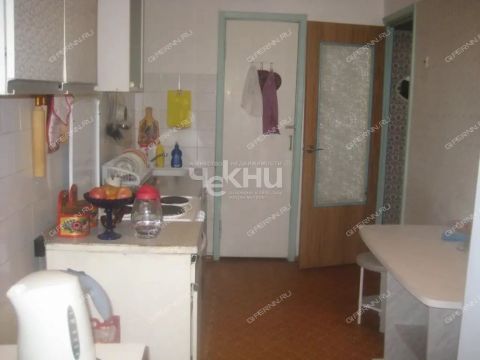 4-komnatnaya-ul-kominterna-d-178 фото