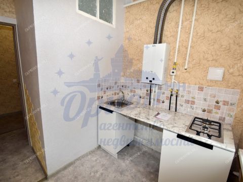 1-komnatnaya-ul-40-let-oktyabrya-d-24 фото