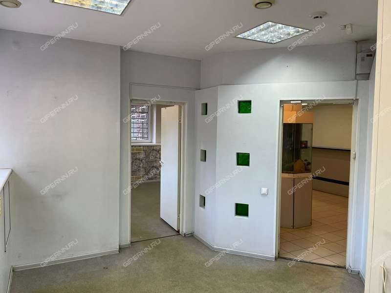 помещение под торговую площадь на улице Минина