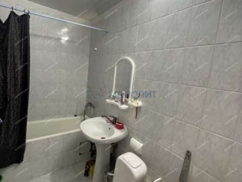 двухкомнатная квартира на улице Генерала Клюева дом 1