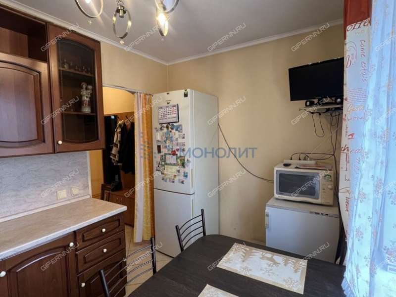 трёхкомнатная квартира на улице Ванеева дом 227