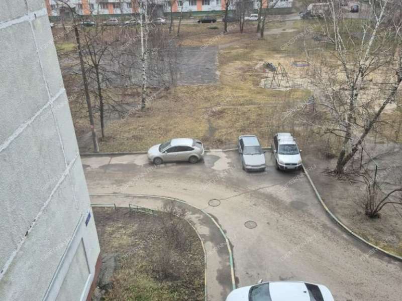 двухкомнатная квартира на улице Строкина дом 5