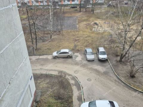 2-komnatnaya-ul-strokina-d-5 фото