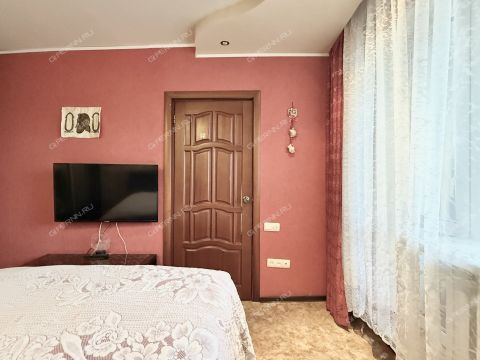 3-komnatnaya-ul-politboycov-d-12 фото