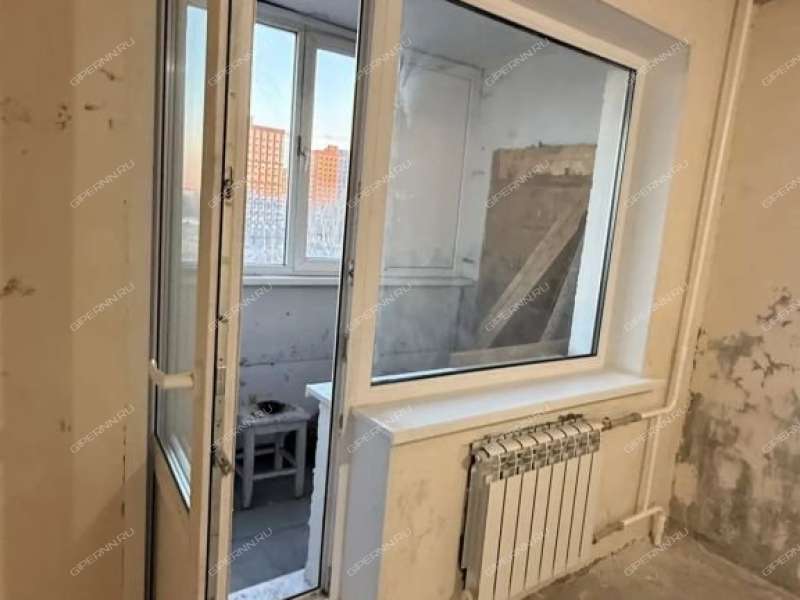 трёхкомнатная квартира на улице Строкина дом 3А