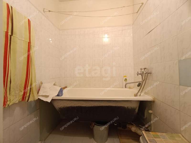 двухкомнатная квартира на улице Верхнепечёрская дом 7 к2