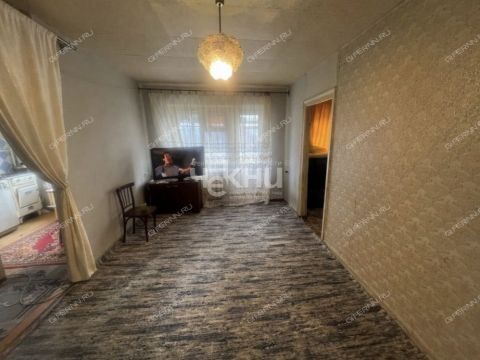 2-komnatnaya-ul-svetloyarskaya-d-25 фото