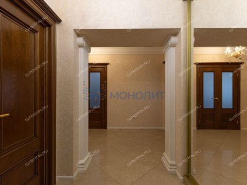 3-komnatnaya-ul-delovaya-d-20 фото