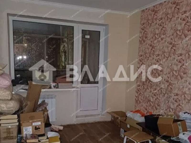 четырёхкомнатная квартира на Южном шоссе дом 2А