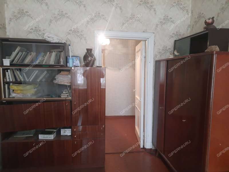 трёхкомнатная квартира на улице Краснодонцев дом 3