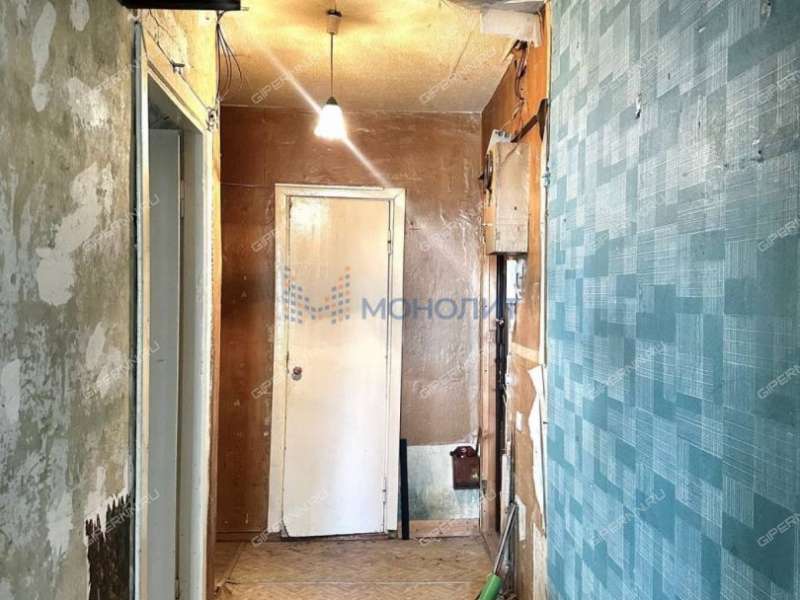 трёхкомнатная квартира на улице Маршала Голованова дом 33