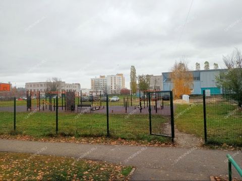 3-komnatnaya-ul-kosmicheskaya-d-58 фото