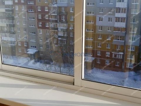 3-komnatnaya-ul-verhnepecherskaya-d-8 фото