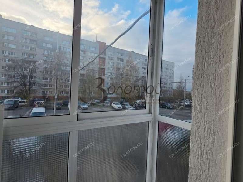 однокомнатная квартира на улице Движенцев дом 34