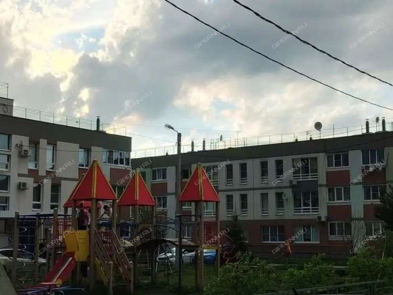 однокомнатная квартира на Берестяной улице дом 2