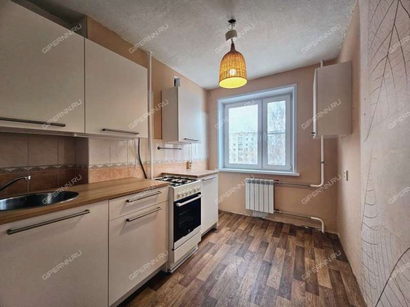 трёхкомнатная квартира на улице Адмирала Макарова дом 5