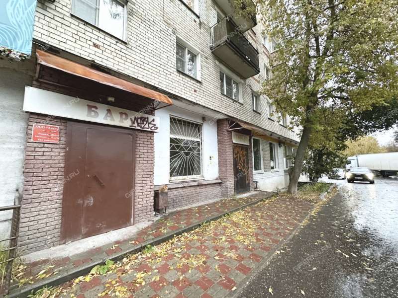 помещение под торговую площадь на улице Баранова