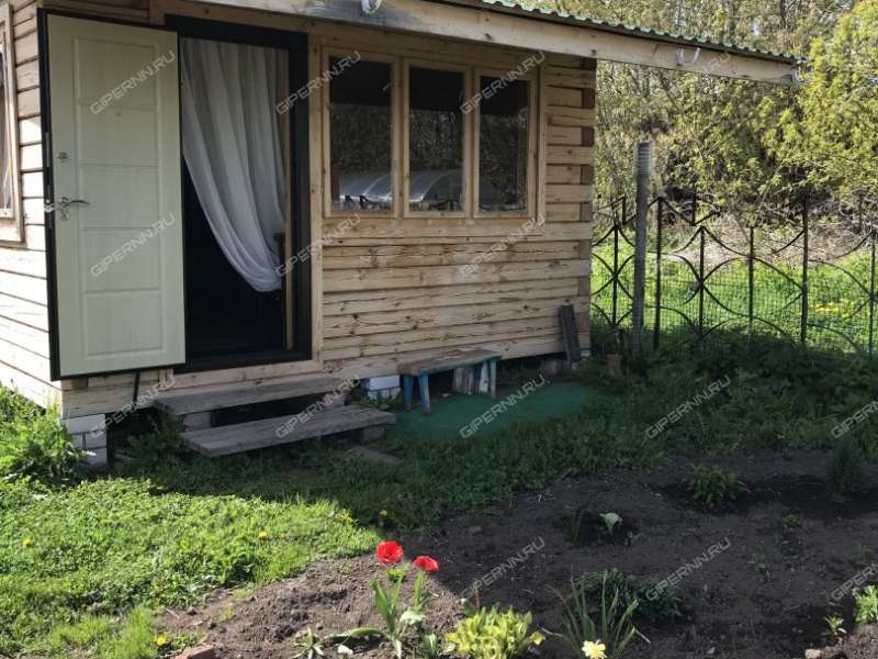 дом на Колхозной улице село Крутой Майдан