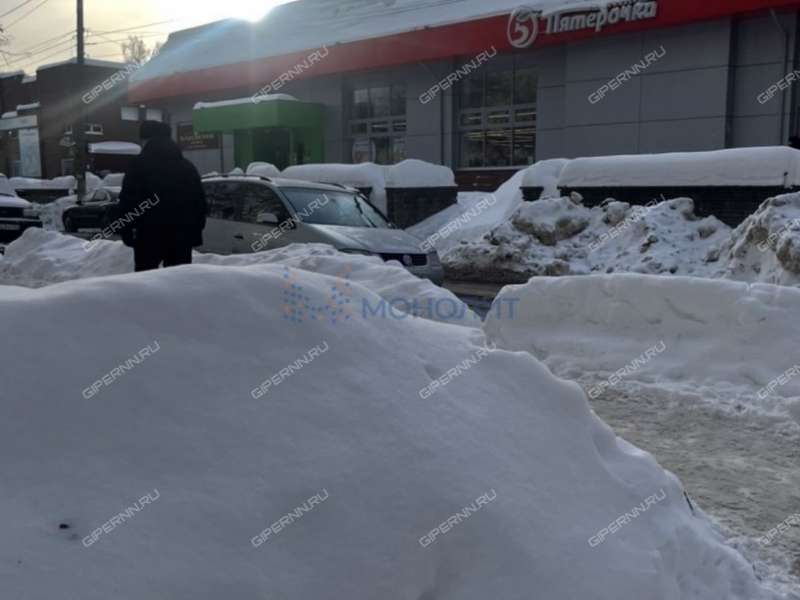 помещение под помещение свободного назначения, торговую площадь на улице Буревестника