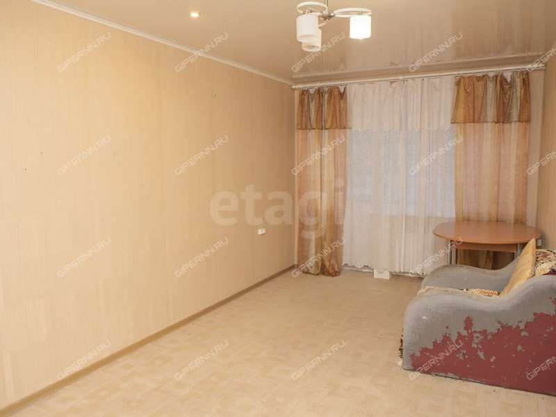 однокомнатная квартира на улице Сурикова дом 10