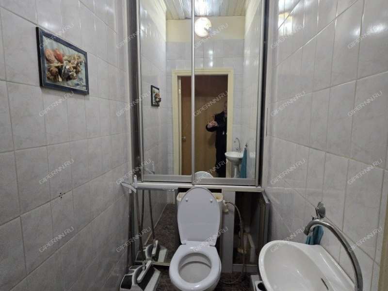 трёхкомнатная квартира на улице Ярошенко дом 1