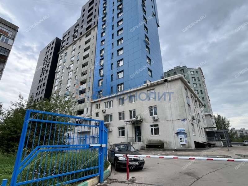 помещение под офис, торговую площадь на улице Германа Лопатина