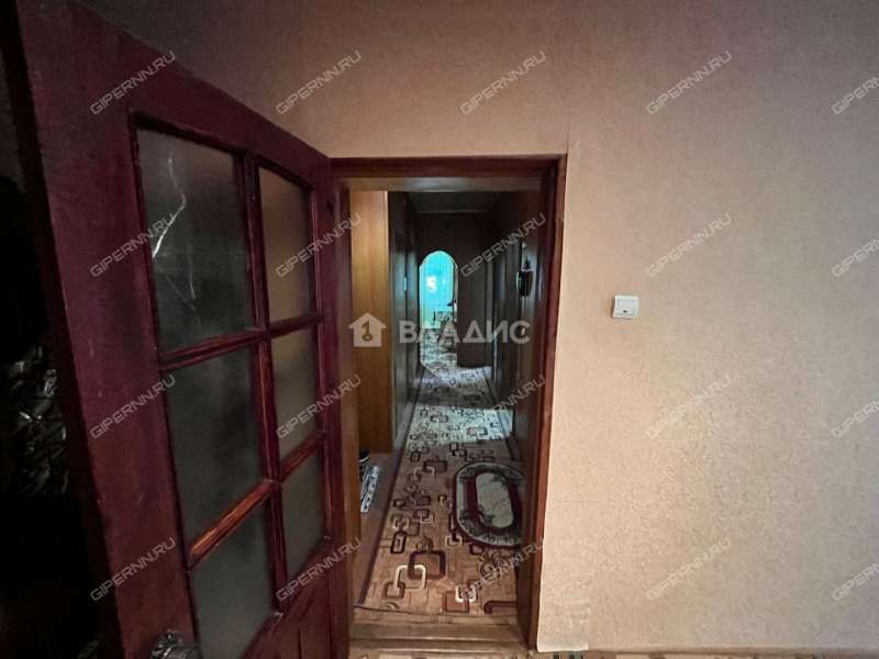 трёхкомнатная квартира на Молодежной улице дом 2 село Клин