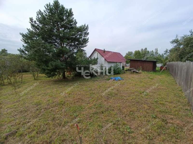 дом на Центральная село Белое