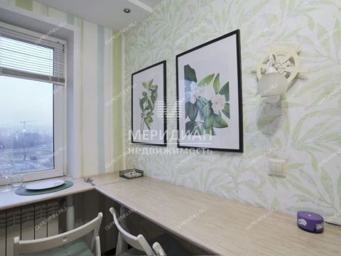 2-komnatnaya-ul-sergeya-esenina-d-4b фото