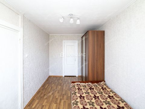 2-komnatnaya-ul-geroya-chugunova-d-5a фото