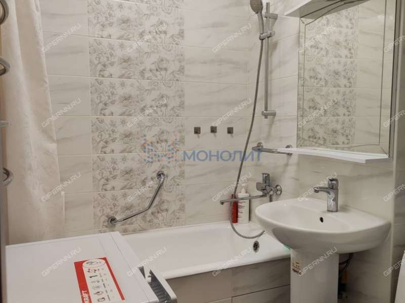 двухкомнатная квартира на улице Крылова дом 5А