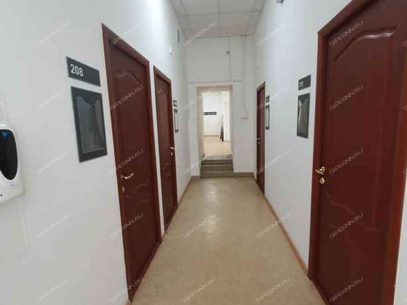 помещение под торговую площадь на Рождественская ул, д.11-13/7