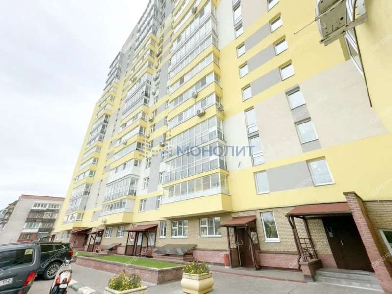 трёхкомнатная квартира на Ошарской улице дом 80