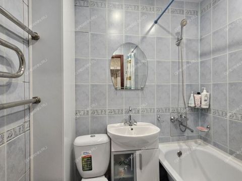 1-komnatnaya-ul-yuliusa-fuchika-d-10-k1 фото