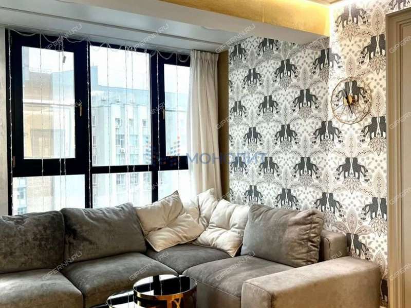 трёхкомнатная квартира на улице Нестерова дом 22