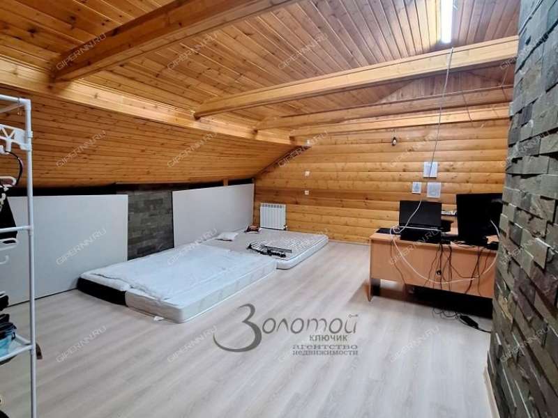 коттедж на 1-й Лесной улице рабочий посёлок Большое Козино